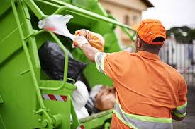 Professional Junk Removal Services in Palmetto Estates, FL